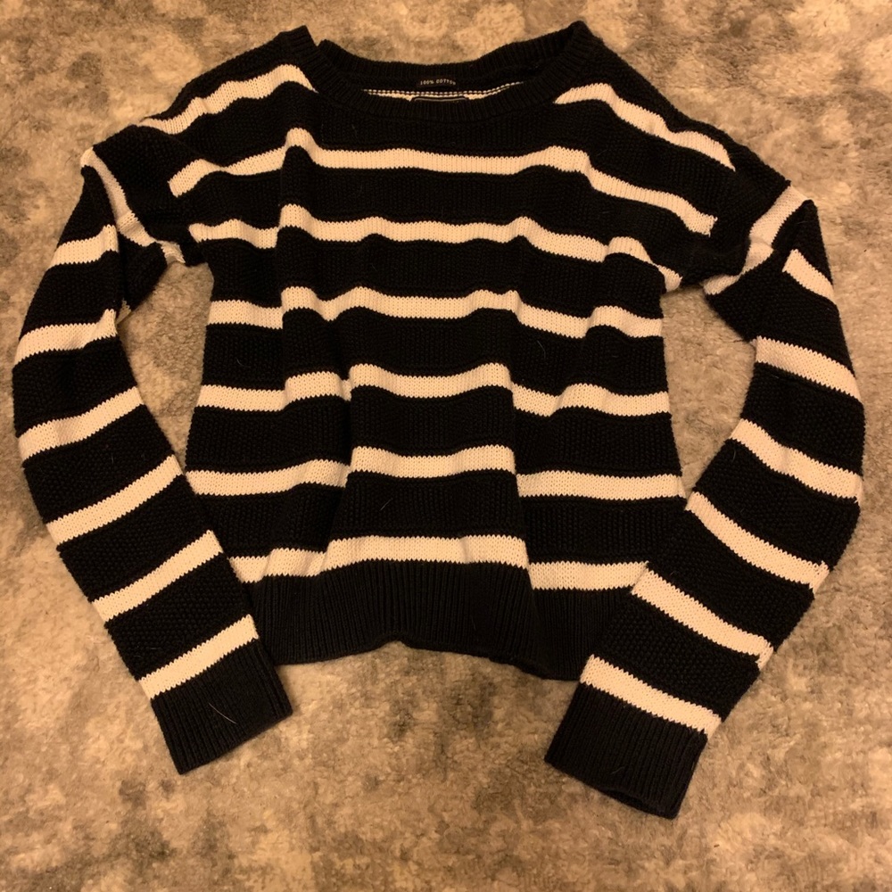Abercrombie and Fitch Sweater